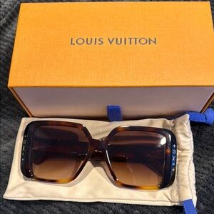 Louis Vuitton Brown Sunglasses